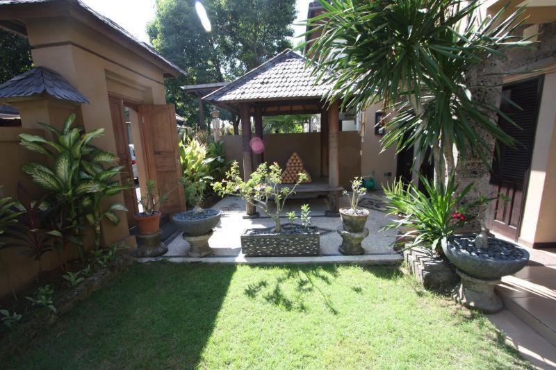 Villa Indah Kuta Royal - Private Pool - Optic Fiber High Speed Internet Экстерьер фото